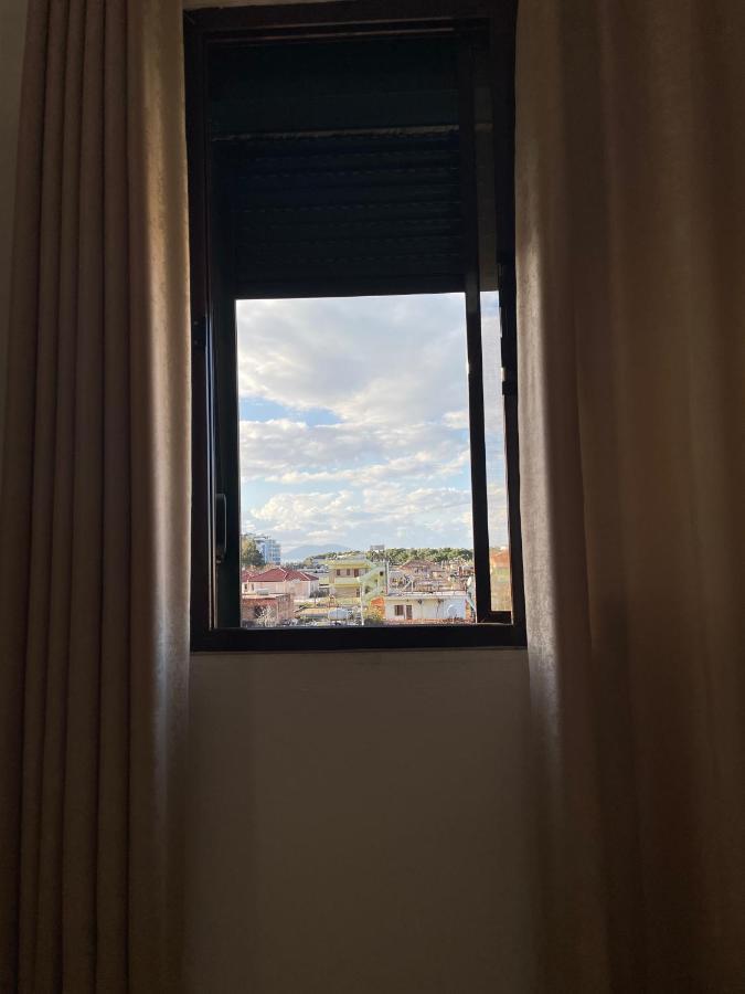 Vila Osmenaj Rent Room Or Apartment Vlorë Εξωτερικό φωτογραφία